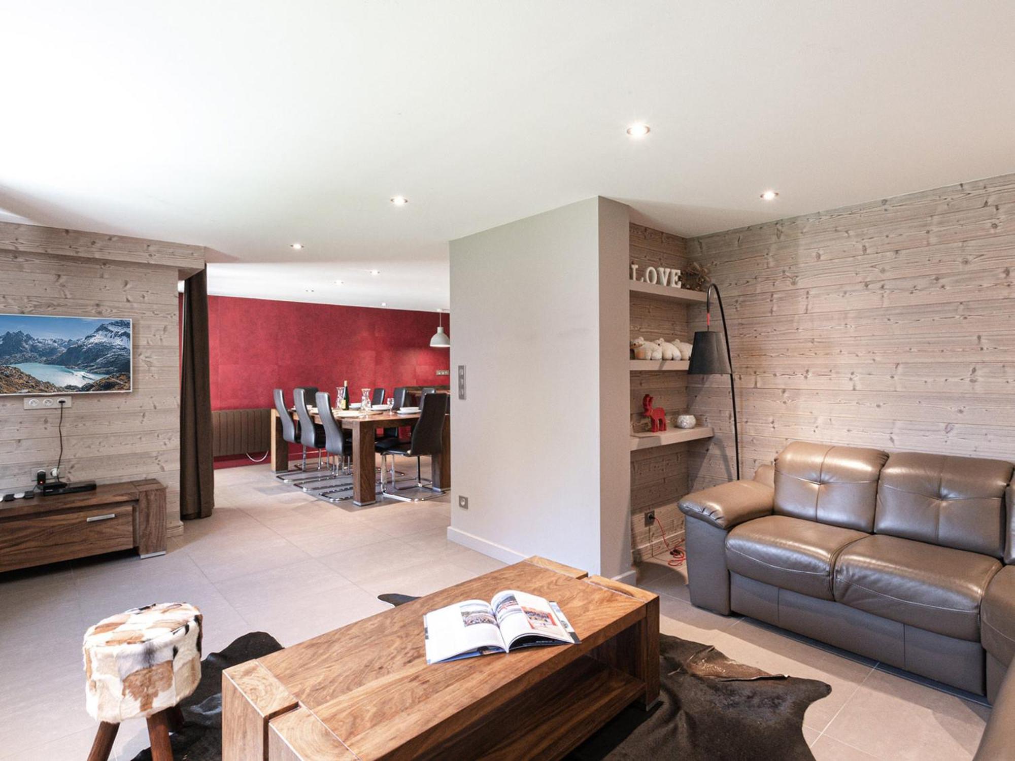 Chic Avec Sauna Et Parking Au Centre De - Fr-1-343-190